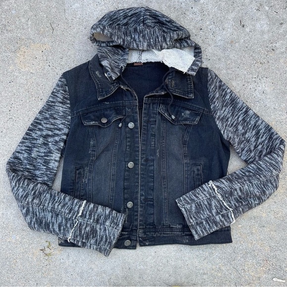 Free People Denim Knit distressed Hooded Jacket knit sleeves casual button up M - Picture 7 of 8